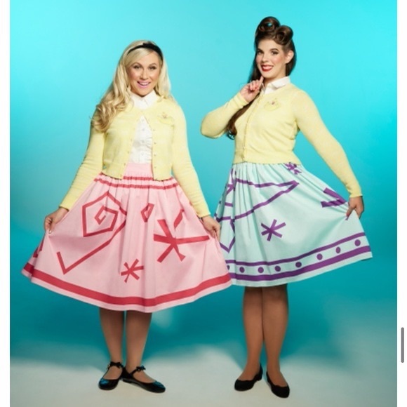 RARE HER UNIVERSE Alice in Wonderland Teacup Skirt - Picture 3 of 3